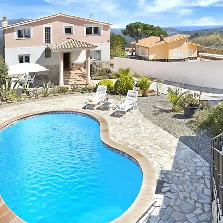 Villa Angel - *